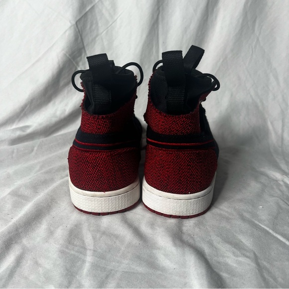 Size 11.5M Jordan 1 retro ultra high Bred - Picture 5 of 7